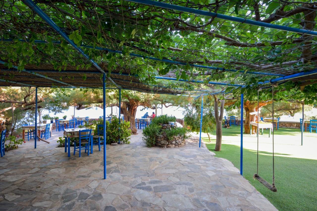 Taverna Akrogiali Лутро Екстер'єр фото