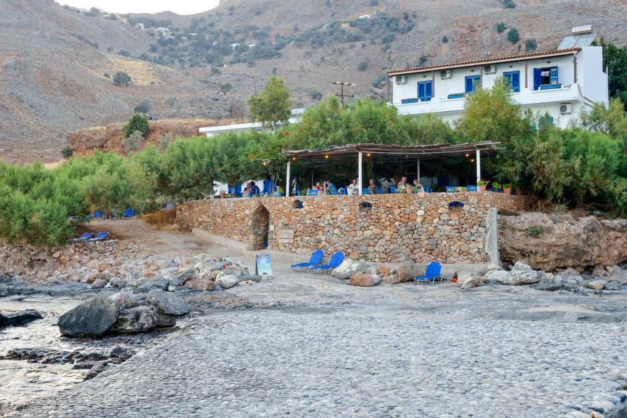 Taverna Akrogiali Лутро Екстер'єр фото